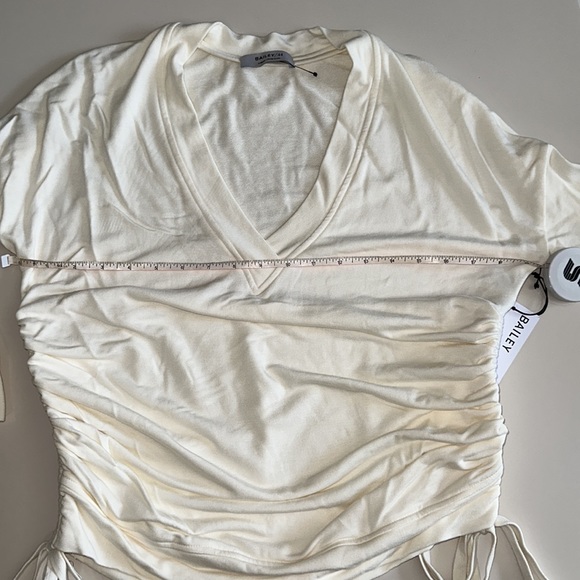 Bailey 44 Bella Pullover V-neck top Ivory XS NWT - Picture 8 of 9